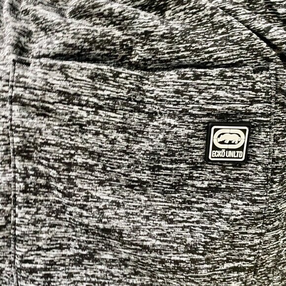 ECKO Unltd. Gray Fleece Relaxed Fit Shorts Men's Size Medium New - Picture 7 of 7